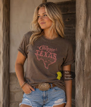Load image into Gallery viewer, Choosin' Texas Pink Western Country Music Concert T-Shirt