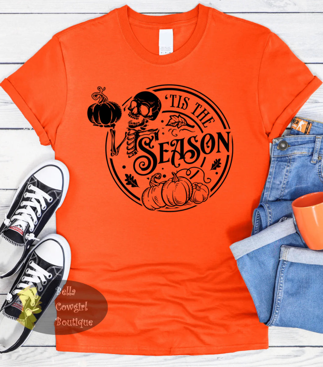 Tis The Season Skeleton Pumpkin Halloween Women's T-Shirt