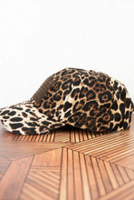 Load image into Gallery viewer, Tactical Leopard Flag Patriotic Distressed Hat
